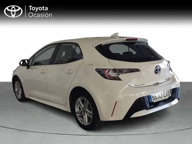 Usado Toyota Corolla Active 122 CV (89 kW) 2022 Blanco Berlina