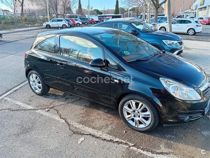 Usado Opel Corsa 90 CV (66 kW) 2007 Negro Berlina