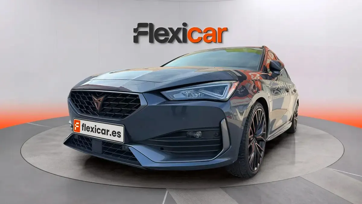 Usado Cupra Leon 204 CV (150 kW) 2021 Gris Familiar