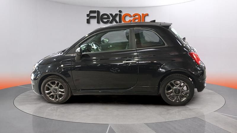 Usado Fiat 500 Club 71 HP (52 kW) 2022 Preto Sedan