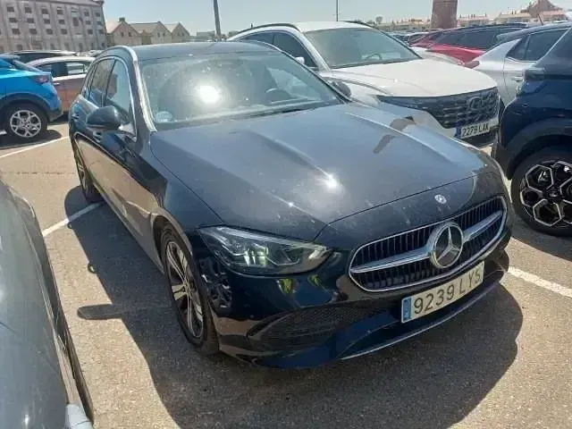 Usado Mercedes C200 204 CV (150 kW) 2022 Negro Familiar