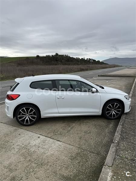Usado VW Scirocco R-line 125 CV (91 kW) 2017 Blanco Coupe