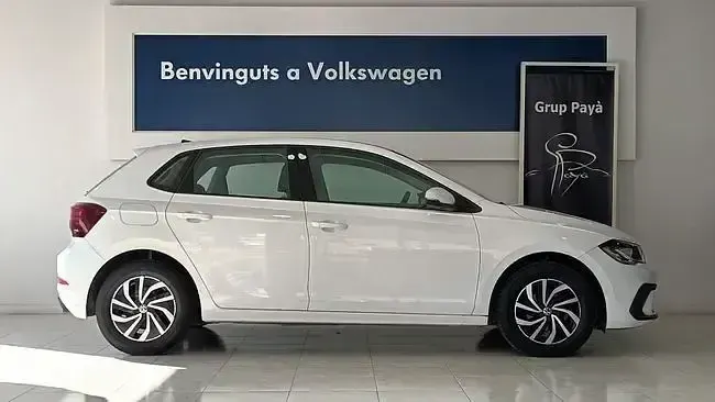 Usado VW Polo Life 95 CV (69 kW) 2023 Blanco Utilitario