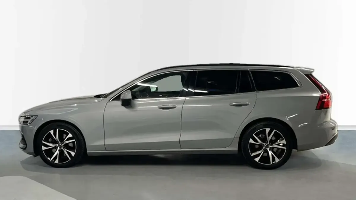 Usado Volvo V60 Core 197 CV (144 kW) 2025 Familiar