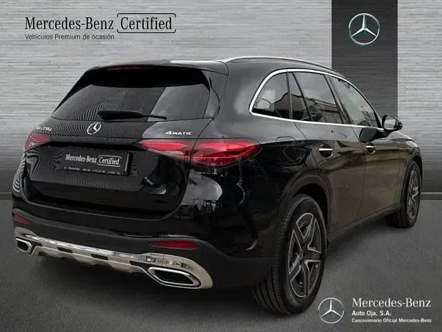 Usado Mercedes GLC220 197 CV (144 kW) 2024 Negro obsidiana SUV