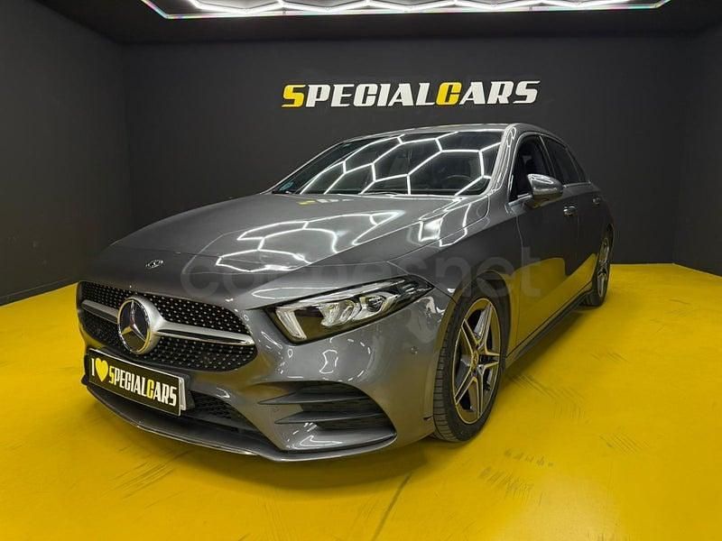 Usado Mercedes A180 116 CV (85 kW) 2019 Gris / plata Berlina