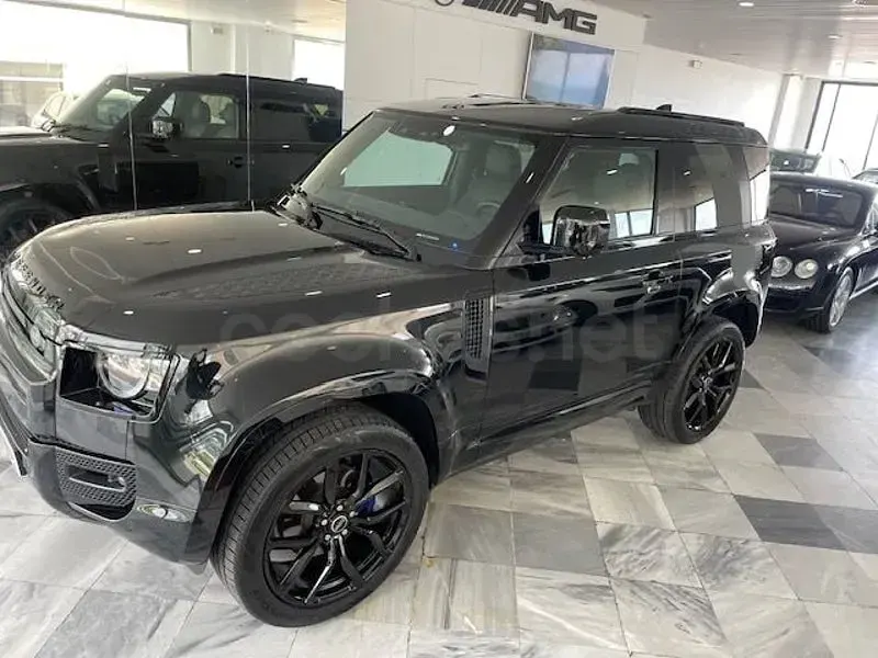 Usado Land Rover Defender SE 249 CV (183 kW) 2021 Negro SUV