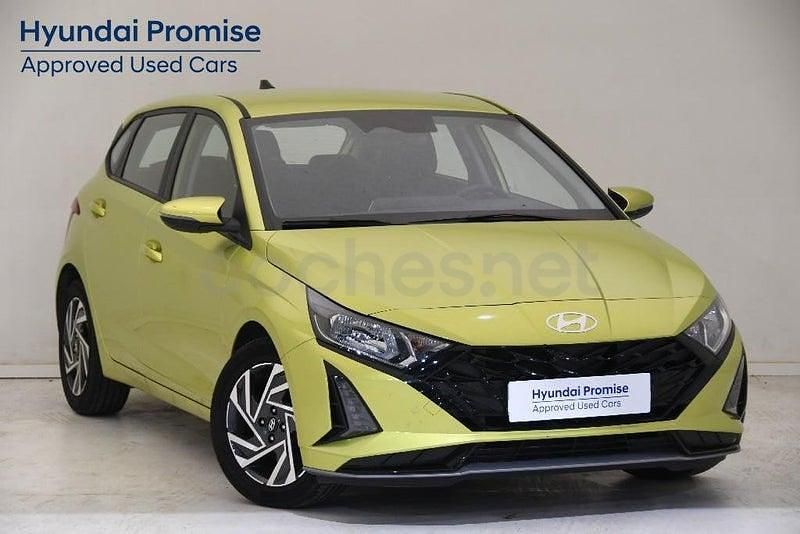 Begagnad Hyundai i20 84 HK (61 kW) 2024 Vit Halvkombi