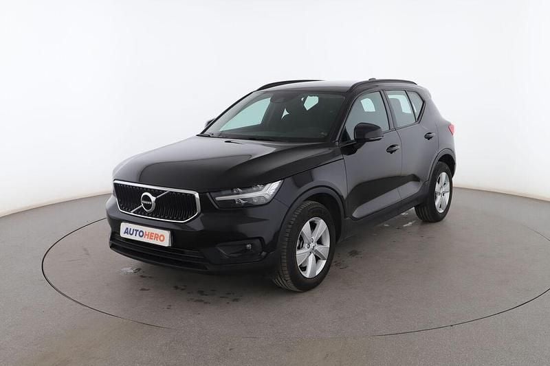 Negro Usado 2019 Volvo XC40 SUV | 23.599 € (Precio justo) - Imagen 1/3