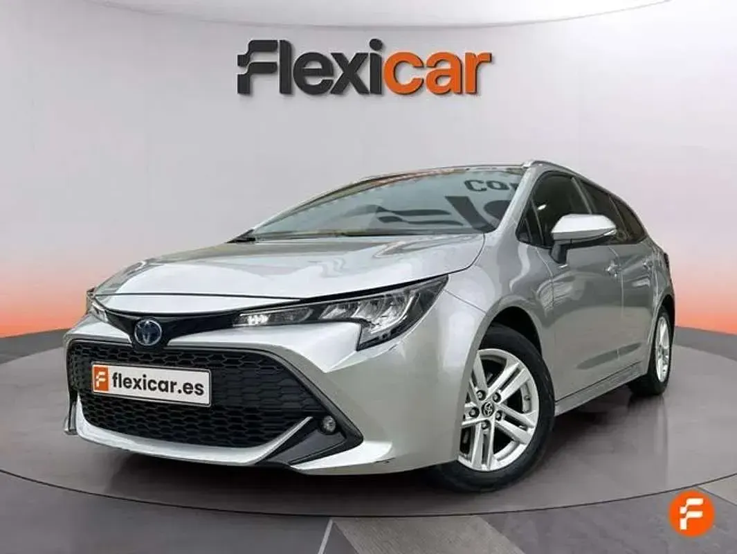 Usado Toyota Corolla Active 140 CV (102 kW) 2023 Gris Familiar