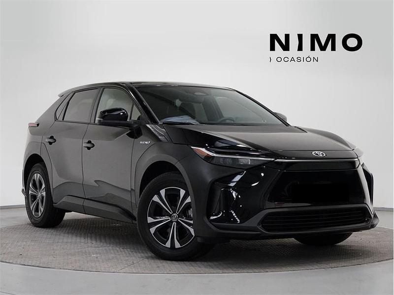 Negro Usado 2025 Toyota bZ4X Advance SUV | 41.000 € (Un poco caro) - Imagen 1/4