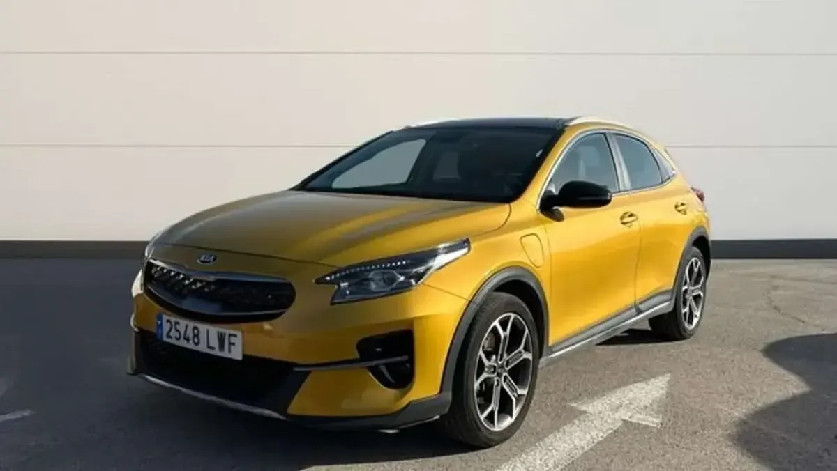 Usado Kia XCeed 143 CV (105 kW) 2022 Amarillo SUV