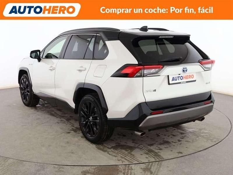 Usado Toyota RAV4 Hybrid Style 218 CV (160 kW) 2021 Blanco SUV