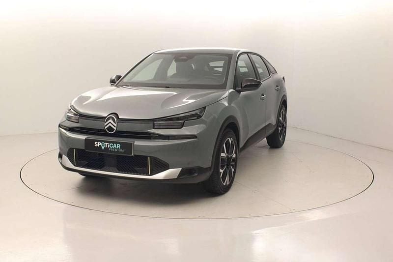 Verde Nuevo 2025 Citroën C4 Business Class Berlina | 20.290 € (Super precio) - Imagen 1/4
