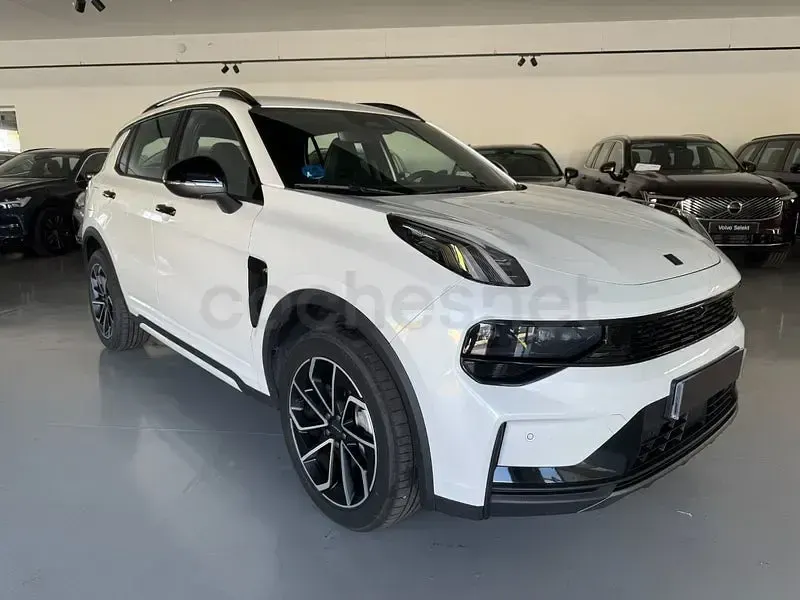 Usado Lynk & Co 01 276 CV (202 kW) 2026 Blanco SUV