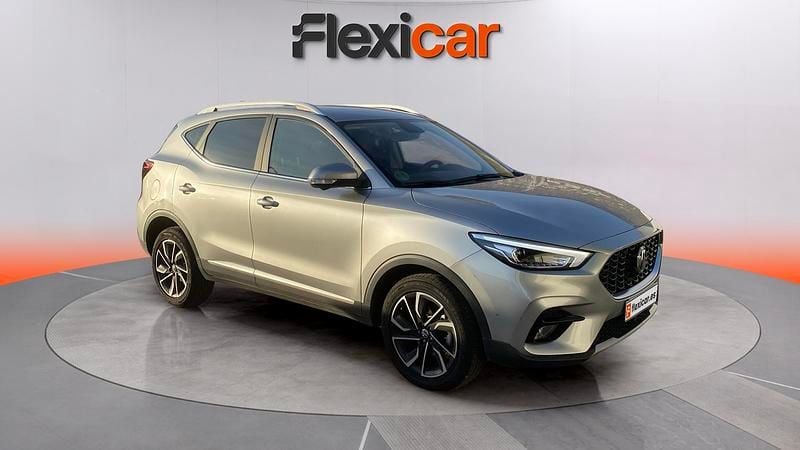 Usado MG ZS Luxury 106 CV (77 kW) 2024 Gris SUV