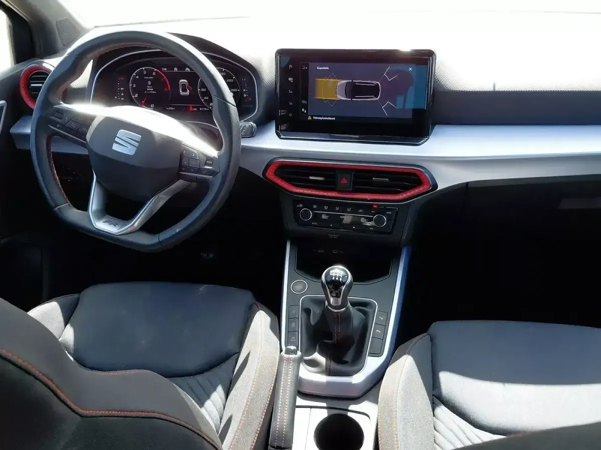 Usado Seat Arona FR 115 CV (84 kW) 2025 SUV