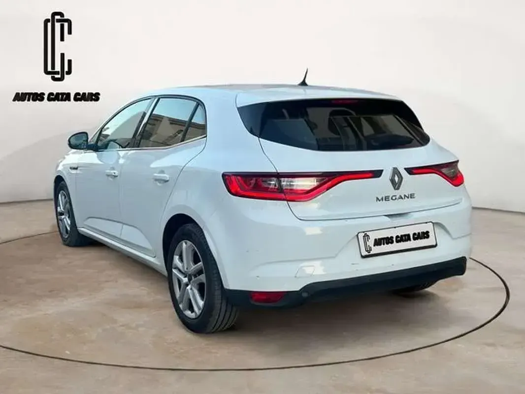 Usado Renault Mégane Business 90 CV (66 kW) 2016 Blanco Utilitario
