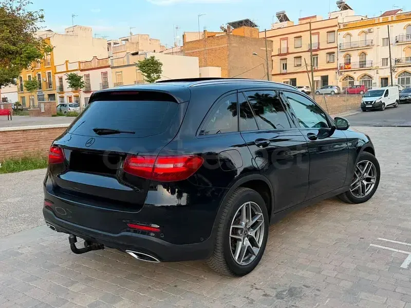 Usado Mercedes GLC220 194 CV (142 kW) 2019 Negro SUV