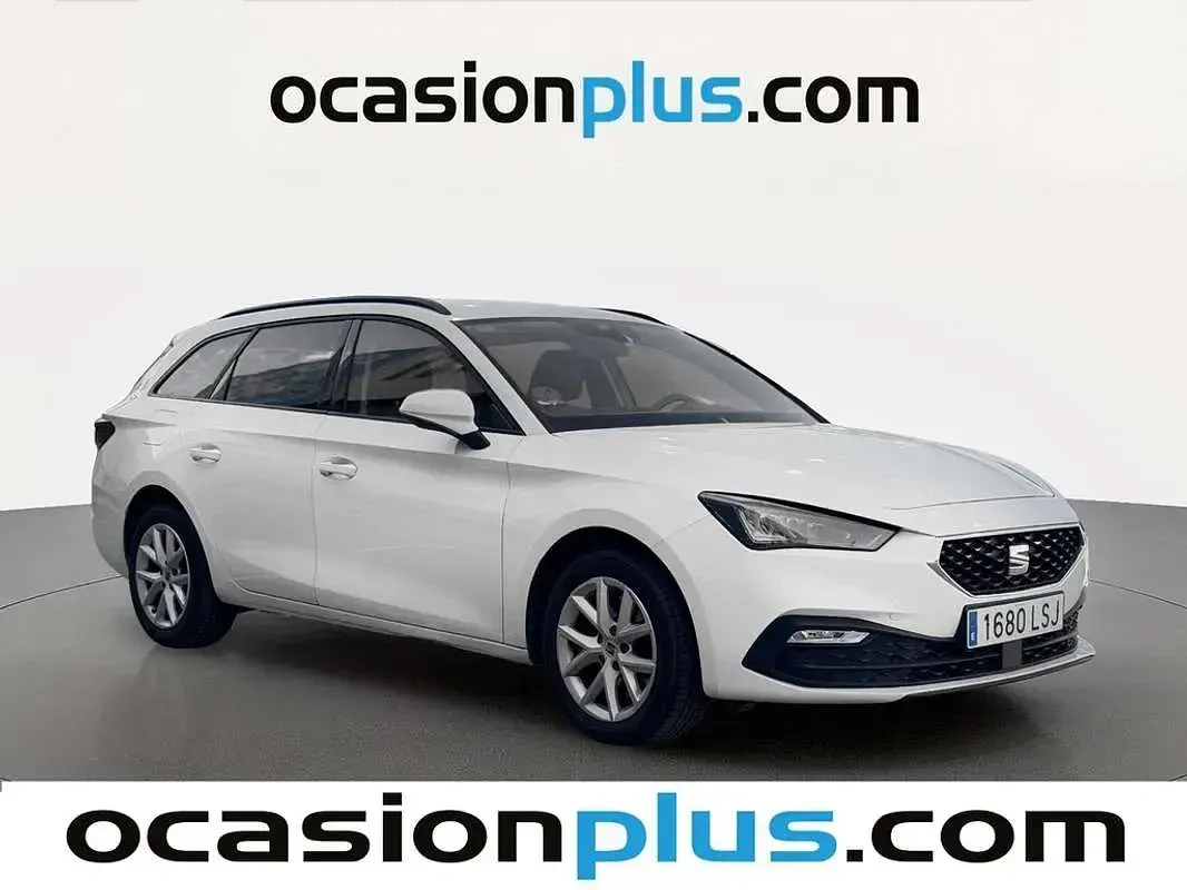 Usado Seat Leon ST Style 116 CV (85 kW) 2021 Blanco Familiar