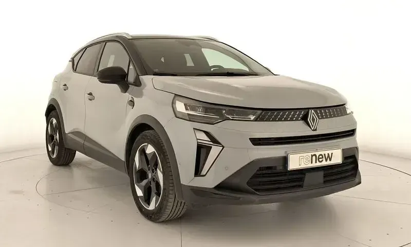 Usado Renault Captur Techno 100 CV (73 kW) 2025 Gris SUV