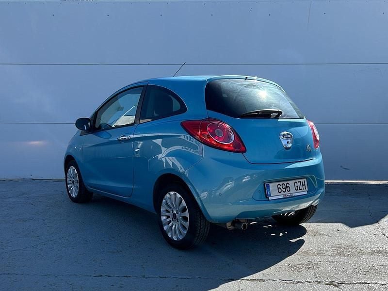 Usado Ford Ka Titanium 69 CV (50 kW) 2010 Azul Utilitario