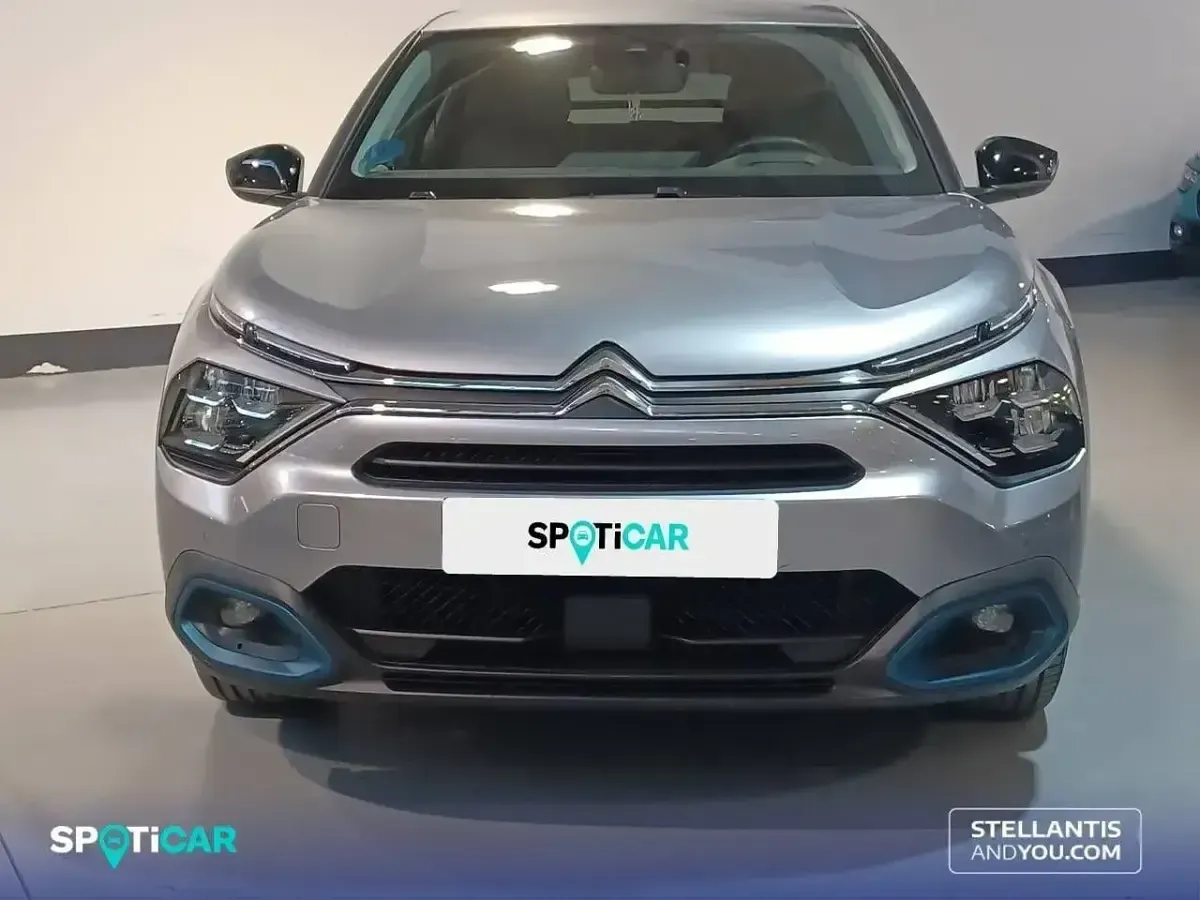 Usado Citroën e-C4 Feel 100 kW (136 CV) 2023 Gris Berlina
