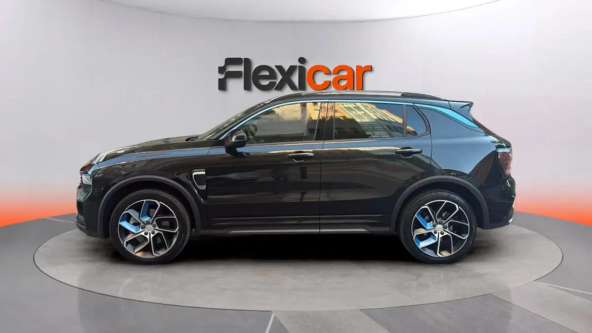 Usado Lynk & Co 01 261 CV (191 kW) 2023 Negro SUV