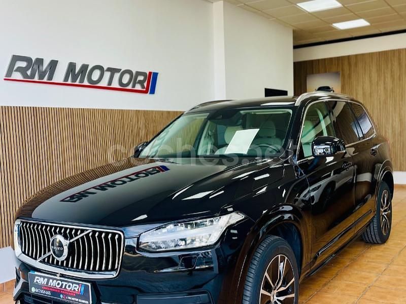 Usado Volvo XC90 Momentum 235 CV (172 kW) 2021 Negro SUV