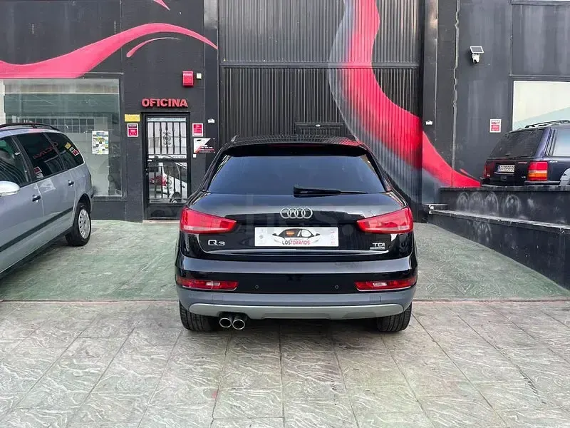 Usado Audi Q3 Exclusive 150 CV (110 kW) 2015 Negro SUV