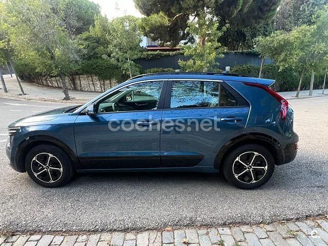 Usado Kia Niro 141 CV (103 kW) 2022 Azul SUV