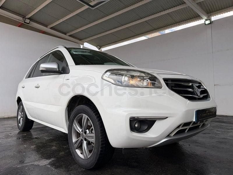 Usado Renault Koleos Bose Edition 150 CV (110 kW) 2012 Blanco SUV