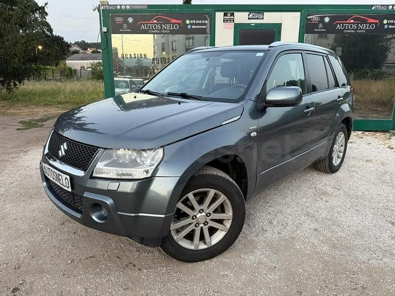 Gris / plata Usado 2008 Suzuki Grand Vitara SUV | 7900 € (Precio justo) - Imagen 1/4