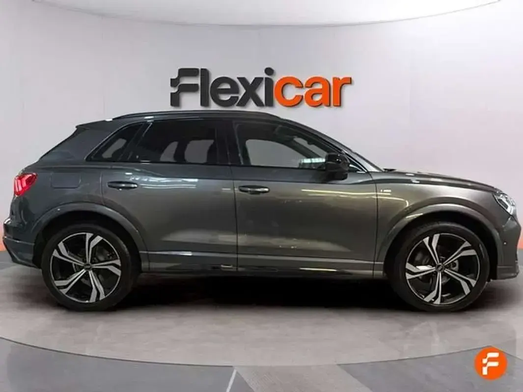 Usado Audi Q3 Premium 150 CV (110 kW) 2023 Gris SUV