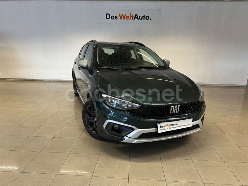 Usado Fiat Tipo Garmin 130 CV (95 kW) 2022 Verde Berlina