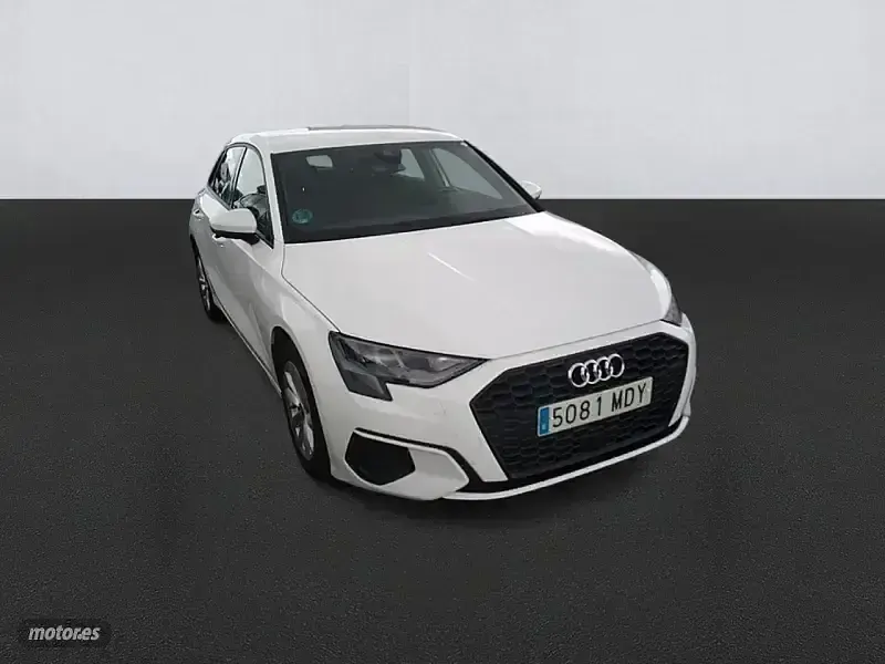 Usado Audi A3 110 CV (80 kW) 2023 Blanco Berlina