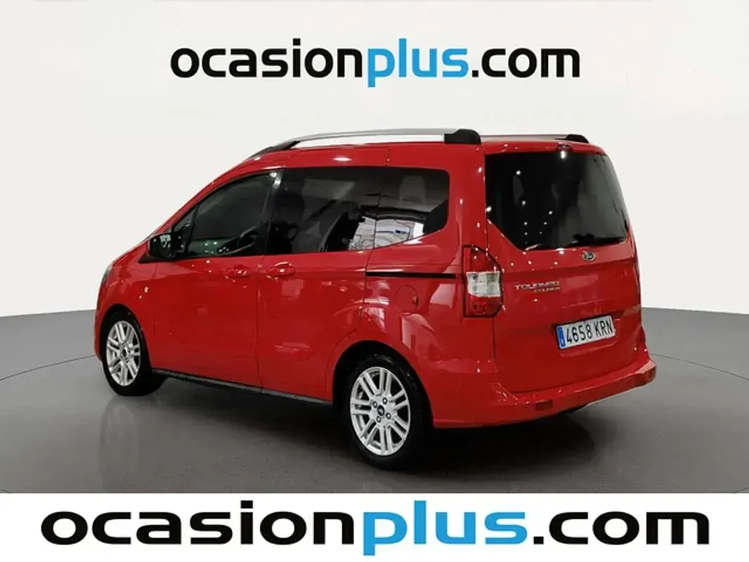 Usado Ford Tourneo Sport 101 CV (74 kW) 2018 Rojo Van