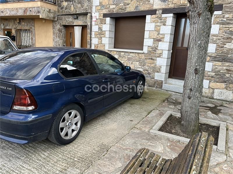 Usado BMW 320 150 CV (110 kW) 2003 Azul Berlina