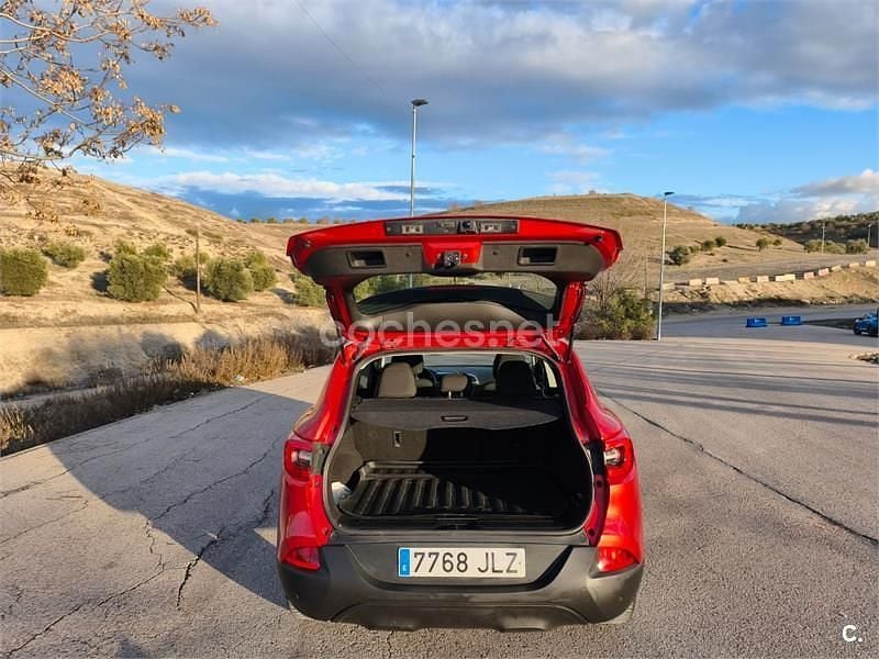 Usado Renault Kadjar Intens 110 CV (80 kW) 2016 Granate SUV