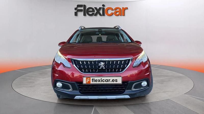 Usado Peugeot 2008 Allure+ 131 CV (96 kW) 2017 Rojo SUV