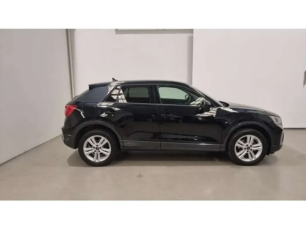 Usado Audi Q2 Advanced 116 CV (85 kW) 2022 Negro SUV
