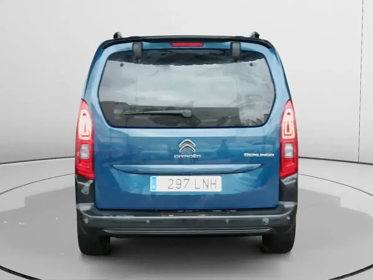 Usado Citroën Berlingo Feel 102 CV (75 kW) 2021 Azul Monovolumen