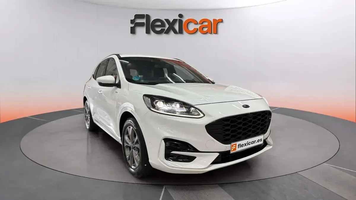 Usado Ford Kuga ST-Line 226 CV (166 kW) 2023 SUV