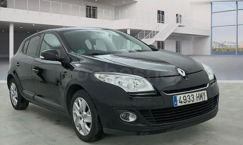 Usado Renault Mégane Dynamique 115 CV (84 kW) 2012 Negro Berlina