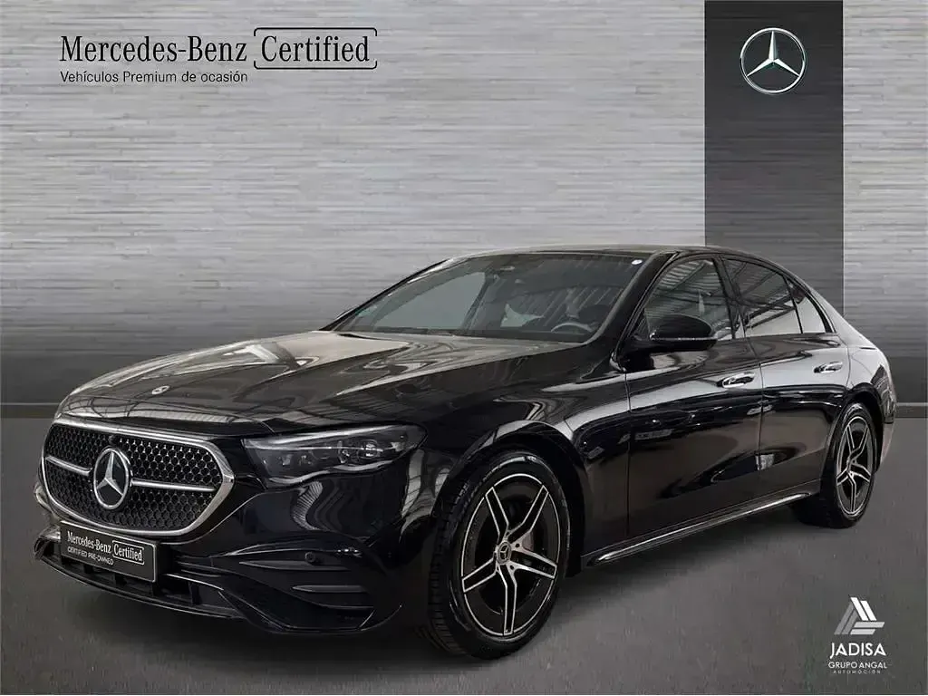 Usado Mercedes E220 197 CV (144 kW) 2025 Negro obsidiana Berlina