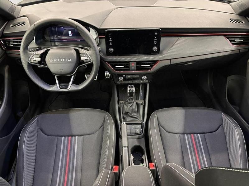 Nuevo Skoda Kamiq Monte Carlo 150 CV (110 kW) 2025 Negro SUV