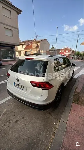 Usado VW Tiguan Life 150 CV (110 kW) 2021 Blanco SUV