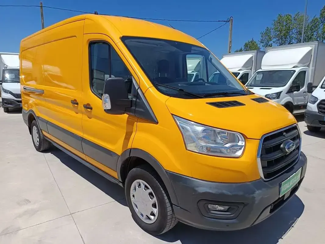 Usado Ford Transit Trend 170 CV (125 kW) 2021 Amarillo Van