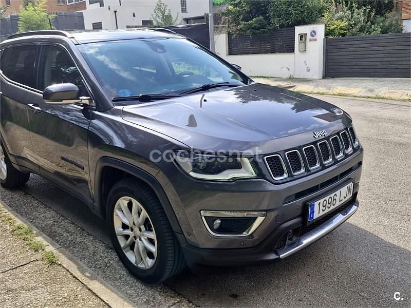 Gris / plata Usado 2020 Jeep Compass Limited SUV | 18.900 € - Imagen 1/4