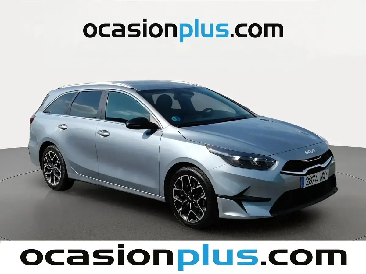 Usado Kia Ceed Style 100 CV (73 kW) 2025 Gris Utilitario